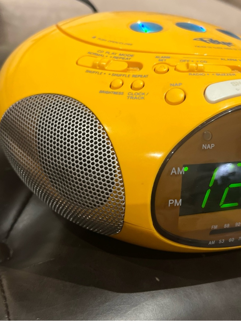 Sony Portable CD Radio Alarm Clock - Yellow - Picture 5 of 6